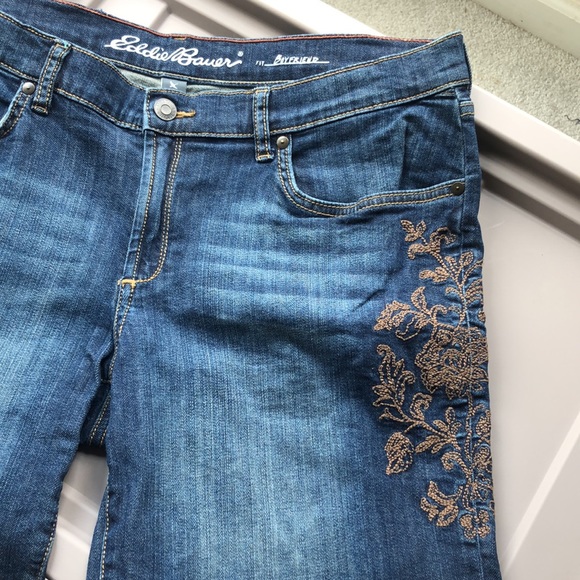 Eddie Bauer Boyfriend Blue Jean shorts, size 12. - Picture 2 of 6